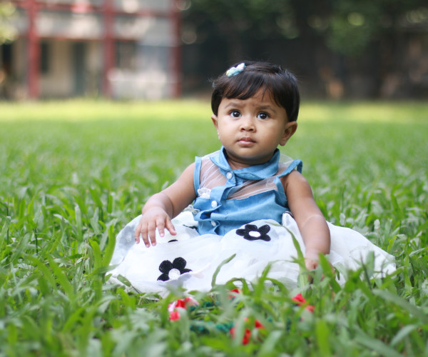 Seven Tips to Kill Weeds Naturally, Without Harmful Chemicals